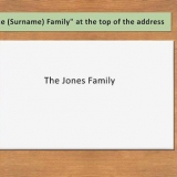 Endereçando um envelope a uma família