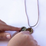 Colocar uma foto em um medalhão