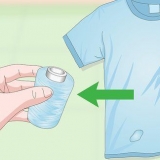 Consertar um buraco em uma camisa