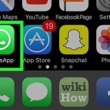 Sair de uma conversa em grupo no whatsapp