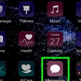 Para sair de uma conversa em grupo no samsung galaxy