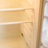 Limpando uma geladeira