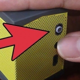Emparelhando um laptop com um fone de ouvido bluetooth