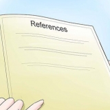 Crie uma lista de referências