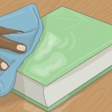 Secando um livro molhado