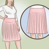 Use uma saia plissada