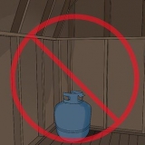 Armazenar um tanque de gás propano fora