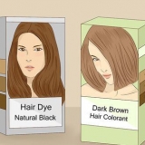 Tingindo uma peruca de cabelo humano