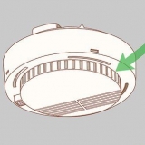 Cubra um detector de fumaça