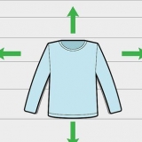 Dobre uma camisa ou camisa de manga comprida