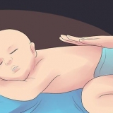 Arrotar um bebê dormindo