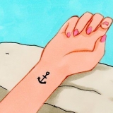 Fazer uma tatuagem sem seus pais descobrirem
