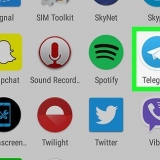 Criando um canal de telegrama em um android