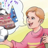 Organize uma festa surpresa para alguém
