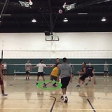 Esmagar um voleibol