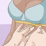 Faça seios grandes parecerem menores