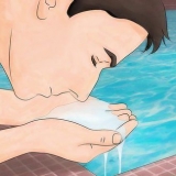 Reduza o nível de cloro da sua piscina