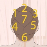Divida o cabelo em mechas
