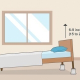 Levantando a cabeceira de uma cama
