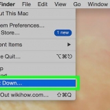 Limpando a tela de um macbook pro