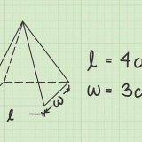 Calculando o volume de uma pirâmide