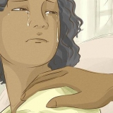 Confortar alguém que está chorando