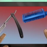 Cortar o cabelo com navalha