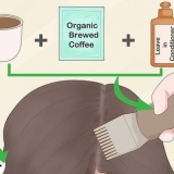 Tingir o cabelo com chá, café e ervas