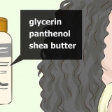 Lave o cabelo com shampoo