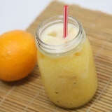 Clareie sua pele com frutas