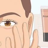 Faça seus olhos parecerem mais jovens