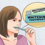 Clarear os dentes quando você usa aparelho