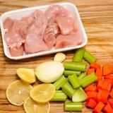 Frango escaldado