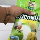 Fazendo leite de coco