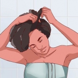 Desembaraçar o cabelo crespo