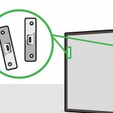 Quadros suspensos com arame