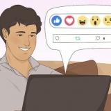 Falar com alguém por quem você está apaixonado quando não fala há m...