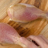 Verifique se o frango está estragado