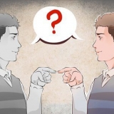 Sair com uma namorada que está traindo