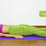 Faça abdominais reversos