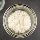 Fazendo vinagre de arroz