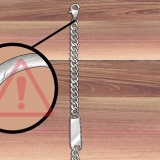 Identificando joias de platina e prata