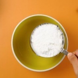 Fazendo slime com bicarbonato de sódio