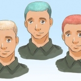 Tingir o cabelo espetado