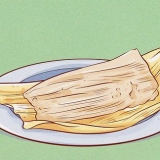 Comer tamales