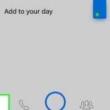 Salve vídeos do facebook messenger no rolo da câmera