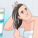 Evite que seu cabelo enrole por causa da umidade