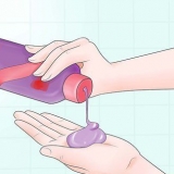 Impedir que o cabelo loiro natural escureça