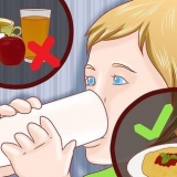 Fazendo um bebê com febre se sentir melhor