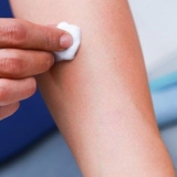Faça uma tatuagem temporária durar mais